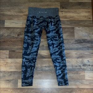 NVGTN Camo Leggings Black size M